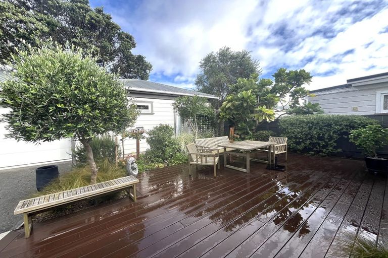 Photo of property in 23 Aurora Street, Petone, Lower Hutt, 5012