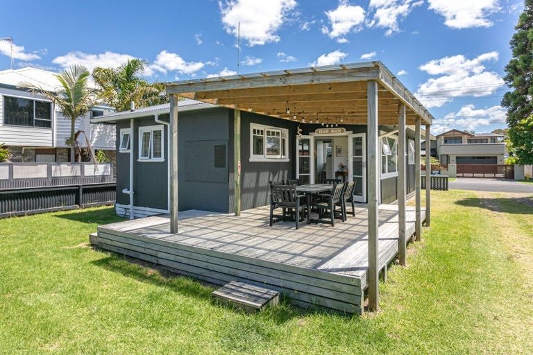 Photo of property in 420a Rangi Avenue, Whangamata, 3620