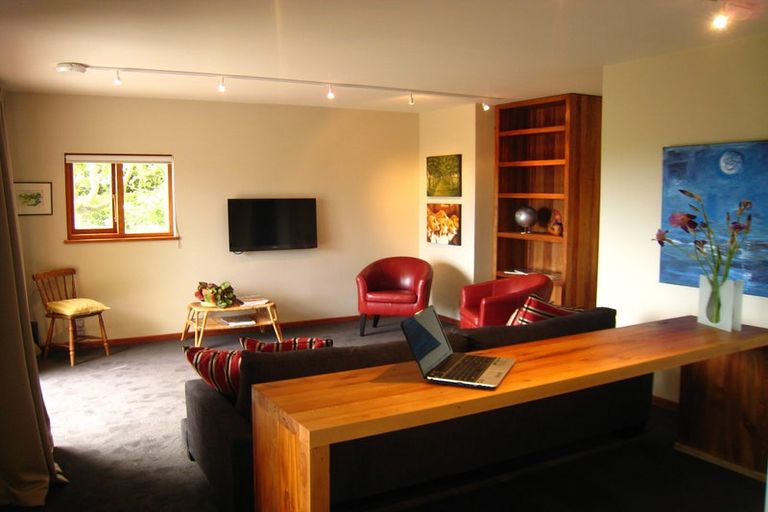 Photo of property in 16 Sherwood Lane, Cashmere, Christchurch, 8022