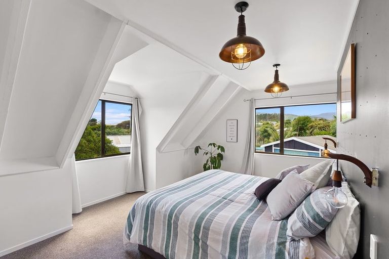 Photo of property in 16 Ngapaki Street, Waikanae Beach, Waikanae, 5036