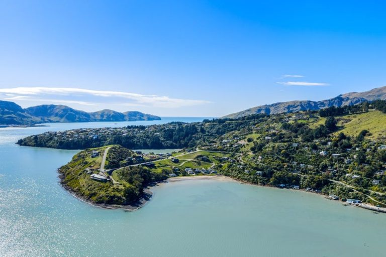 Photo of property in 4 Kaioruru Lane, Charteris Bay, Governors Bay, 8971