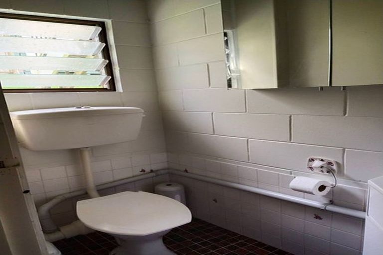 Photo of property in 7 Nui Mana Place, Te Atatu South, Auckland, 0610