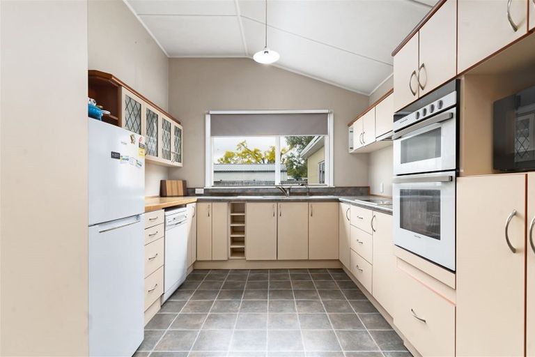 Photo of property in 123b Colombo Road, Waiuku, 2123