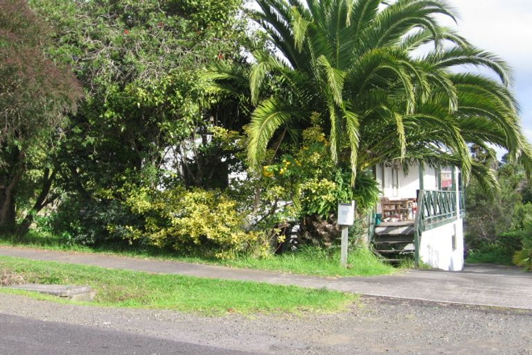 Photo of property in 77 Simpson Road, Ranui, Auckland, 0612
