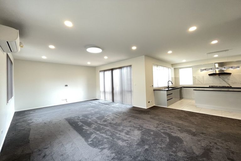 Photo of property in 36 Windlass Street, Long Bay, Auckland, 0630