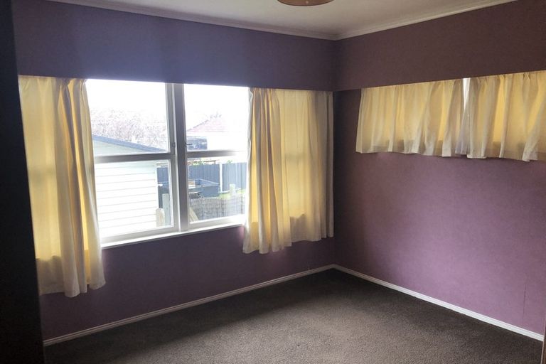 Photo of property in 3 Halberg Street, Papakura, 2110