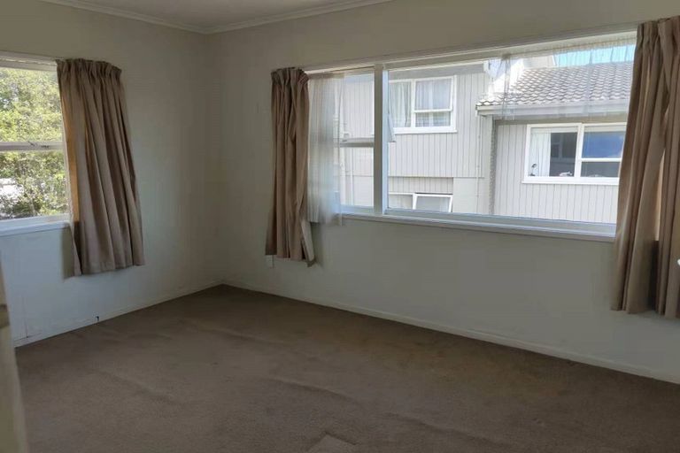 Photo of property in 3/11 Cruickshank Crescent, Meadowbank, Auckland, 1072