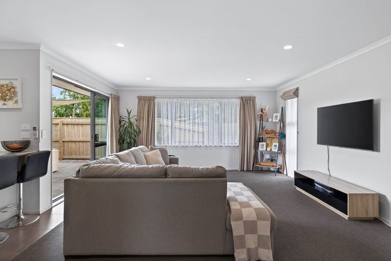 Photo of property in 110a Church Street, West End, Palmerston North, 4412