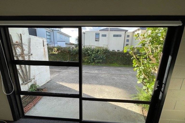 Photo of property in 1/4 Cecil Road, Milford, Auckland, 0620