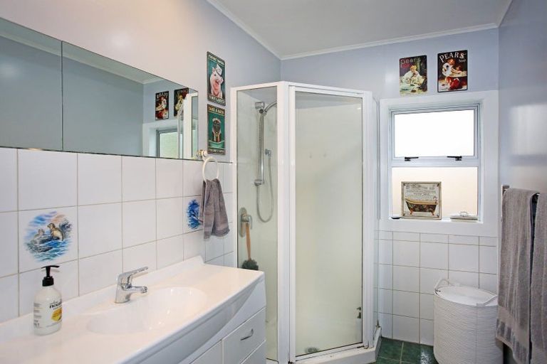 Photo of property in 50 Ronald Avenue, Glenbrook, Waiuku, 2681