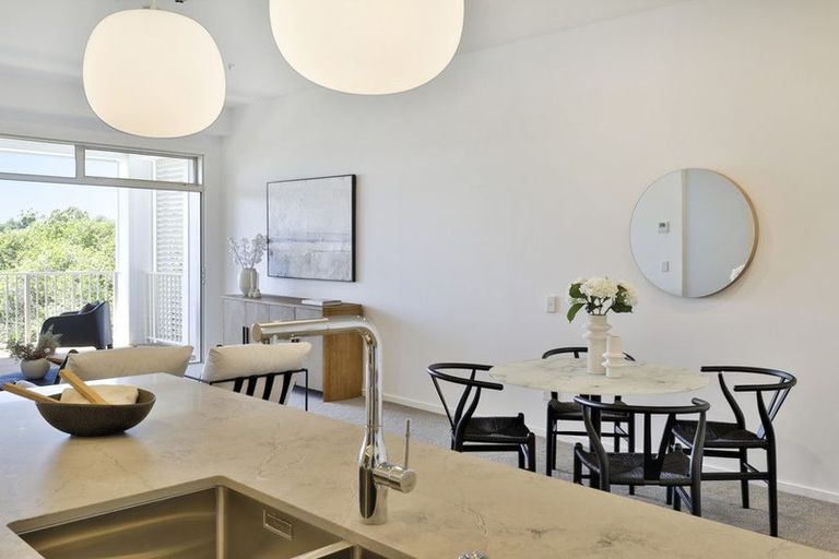 Photo of property in 141 Hibiscus Drive, Orewa, 0931