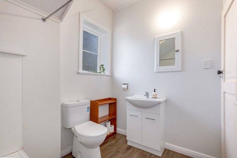 Photo of property in 27 Hayward Terrace, Waiwhetu, Lower Hutt, 5010