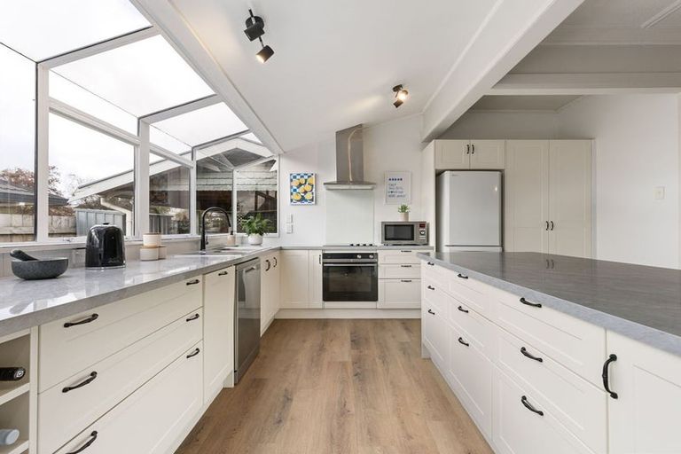 Photo of property in 41 Roy Street, Palmerston North, 4410