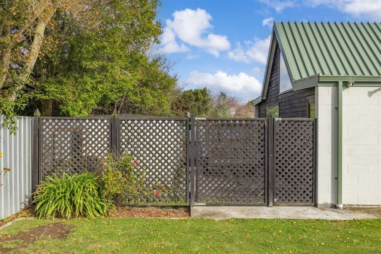 Photo of property in 233 New Brighton Road, Burwood, Christchurch, 8061