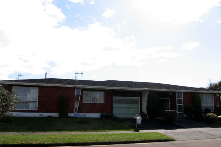 Photo of property in 5a Mudgway Place, Awapuni, Palmerston North, 4412