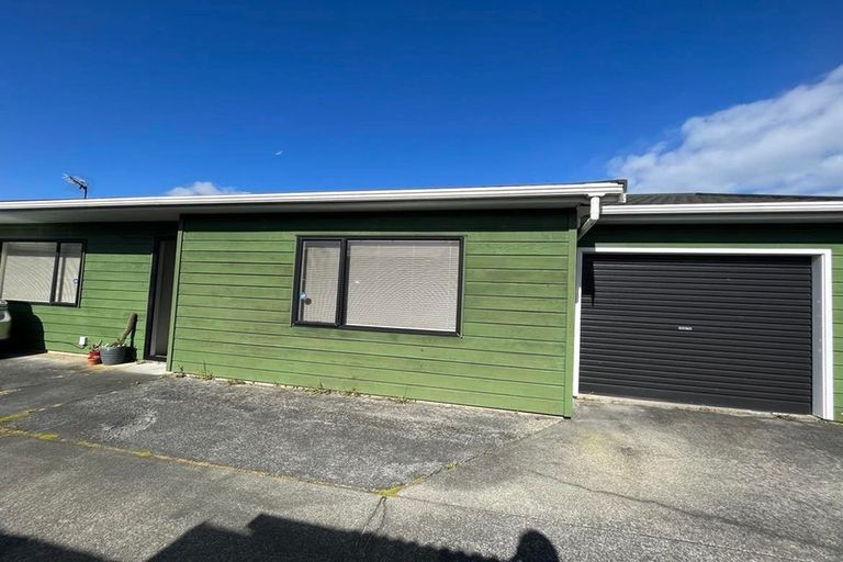 Photo of property in 3/96 Wakefield Street, Alicetown, Lower Hutt, 5010