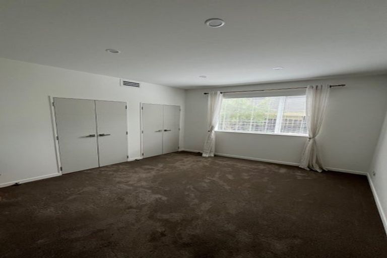 Photo of property in 12 Marae Road, Greenhithe, Auckland, 0632