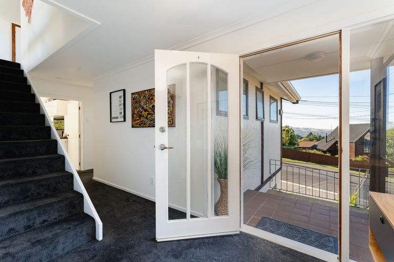 Photo of property in 3 Granville Terrace, Belleknowes, Dunedin, 9011