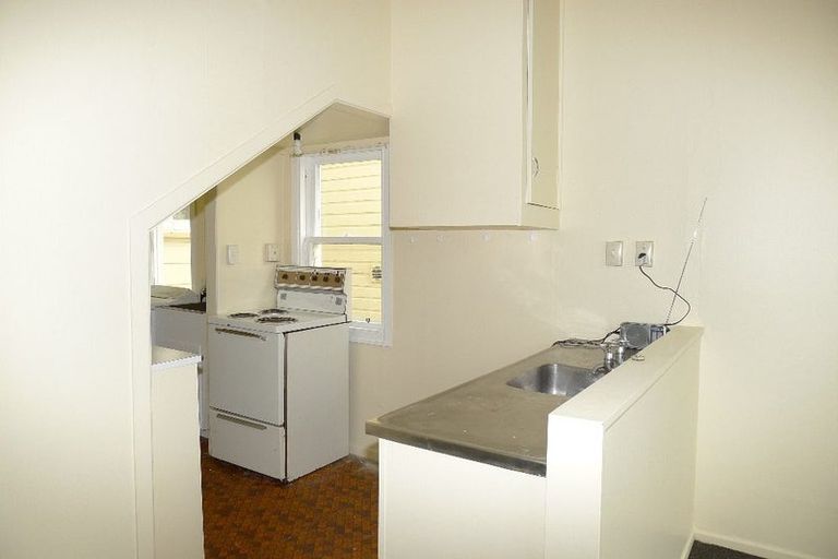 Photo of property in 19 Hiropi Street, Newtown, Wellington, 6021