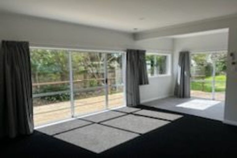 Photo of property in 7 Montgomery Street, Levin, 5510