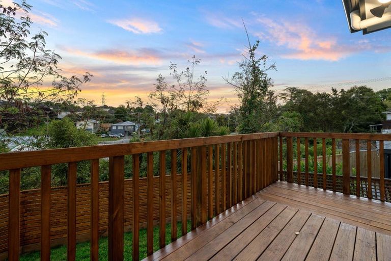 Photo of property in 1b Makora Road, Massey, Auckland, 0614