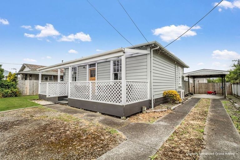 Photo of property in 13 Carlisle Street, Milson, Palmerston North, 4414