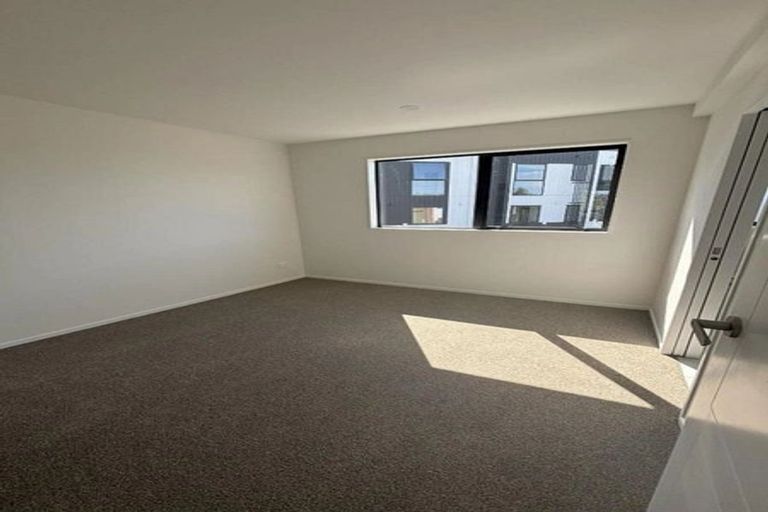 Photo of property in 3/800 Chapel Road, Northpark, Auckland, 2016