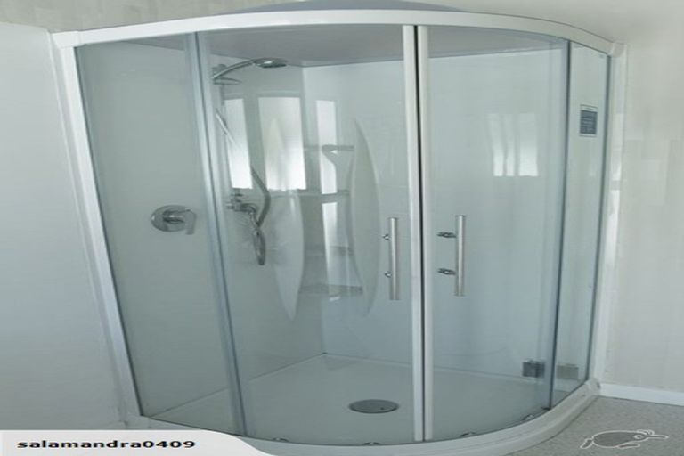 Photo of property in 2/11 Bauchop Road, Waterloo, Lower Hutt, 5011