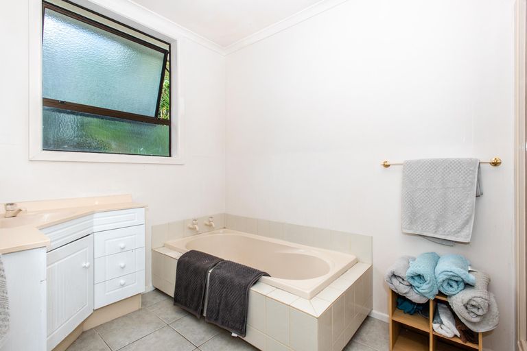 Photo of property in 67 Seddon Crescent, Whataupoko, Gisborne, 4010