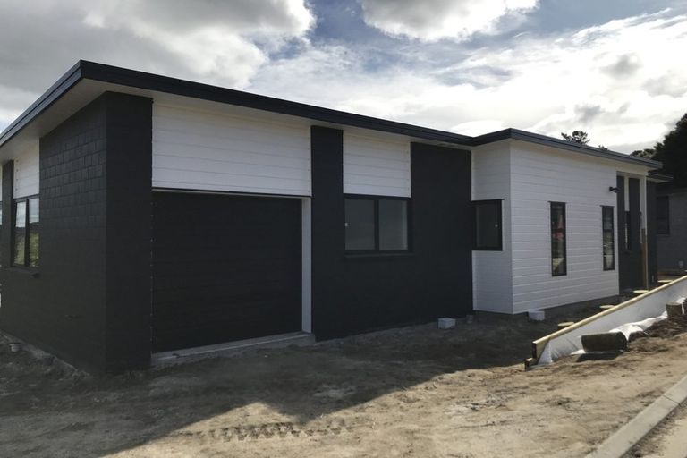 Photo of property in 10 Mossie Way, Greerton, Tauranga, 3112