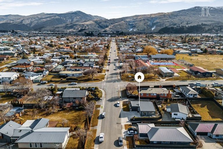 Photo of property in 53a Molyneux Avenue, Cromwell, 9310