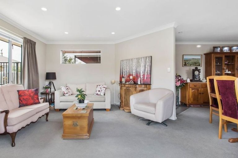 Photo of property in 2a Wildberry Street, Woolston, Christchurch, 8023