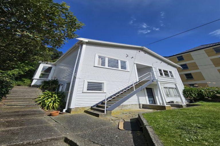 Photo of property in 159 Glenmore Street, Kelburn, Wellington, 6012