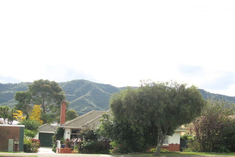 Photo of property in 1051 Fergusson Drive, Clouston Park, Upper Hutt, 5018