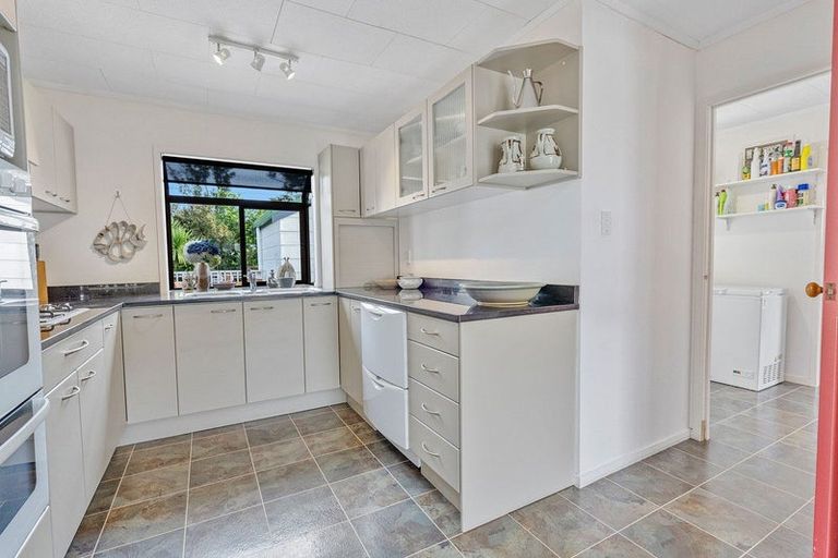 Photo of property in 113 Te Haumi Drive, Paihia, 0200