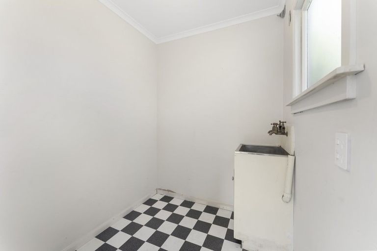 Photo of property in 160 Molesworth Street, New Plymouth, 4312