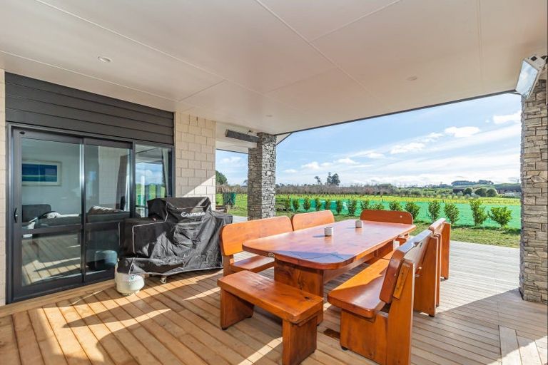 Photo of property in 947 Koputaroa Road, Koputaroa, Levin, 5575