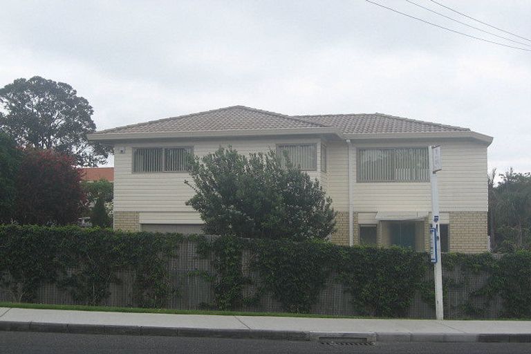 Photo of property in 6b Beach Road, Orewa, 0931