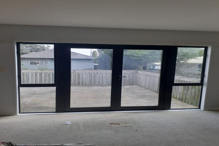 Photo of property in 5a Oakleigh Avenue, Takanini, 2112