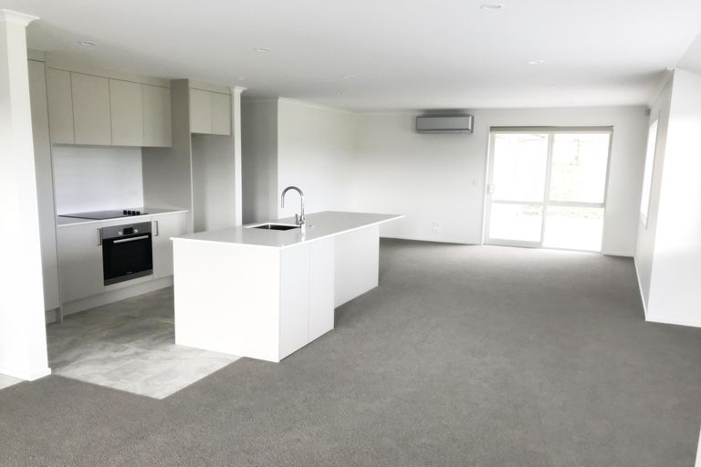 Photo of property in 8 Gibboney Place, Pokeno, 2402