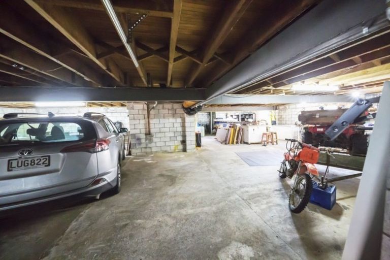 Photo of property in 279 High Street, Eltham, 4322