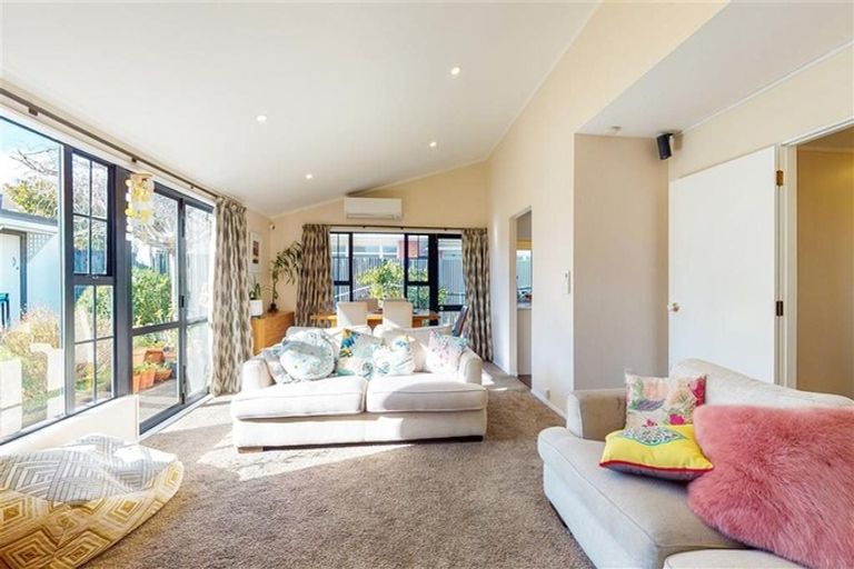 Photo of property in 20 Stamford Grove, Avalon, Lower Hutt, 5011