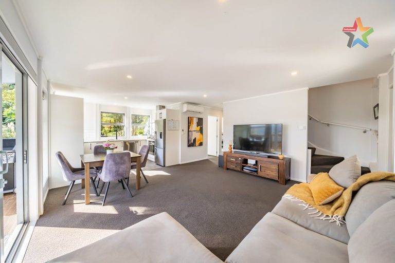 Photo of property in 129 Manuka Street, Stokes Valley, Lower Hutt, 5019