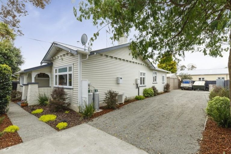 Photo of property in 557 Ruahine Street, Hokowhitu, Palmerston North, 4410