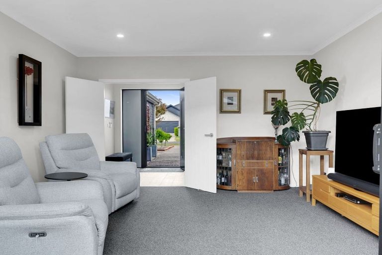 Photo of property in 26 Rose Leigh Drive, Cambridge, 3434