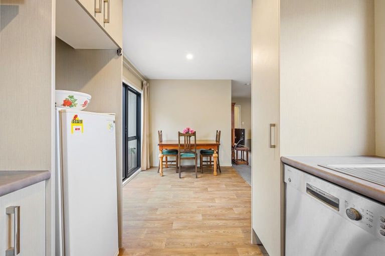 Photo of property in 2/104 Perry Street, Papanui, Christchurch, 8053