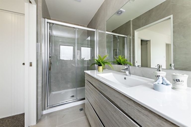 Photo of property in 1/17 Alfriston Road, Manurewa East, Auckland, 2102