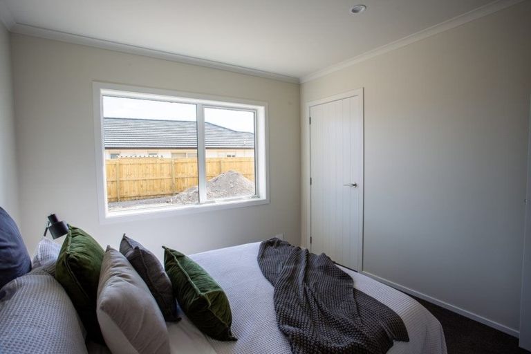 Photo of property in 62 Feist Street, Carterton, 5713