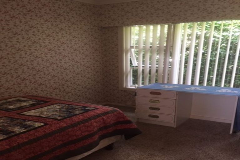 Photo of property in 36 Tui Glen Road, Birkenhead, Auckland, 0626