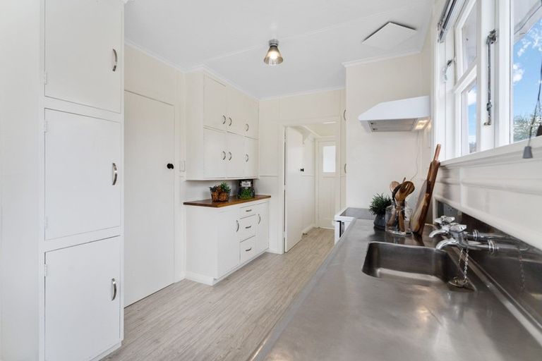 Photo of property in 51a Seddon Street, Takaro, Palmerston North, 4412